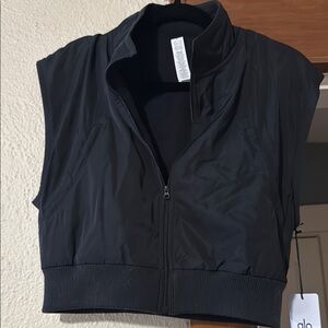 ALO Yoga Black Cropped Vest with High Collar